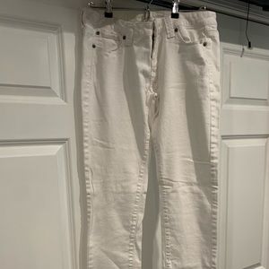 White slim bottom jeans